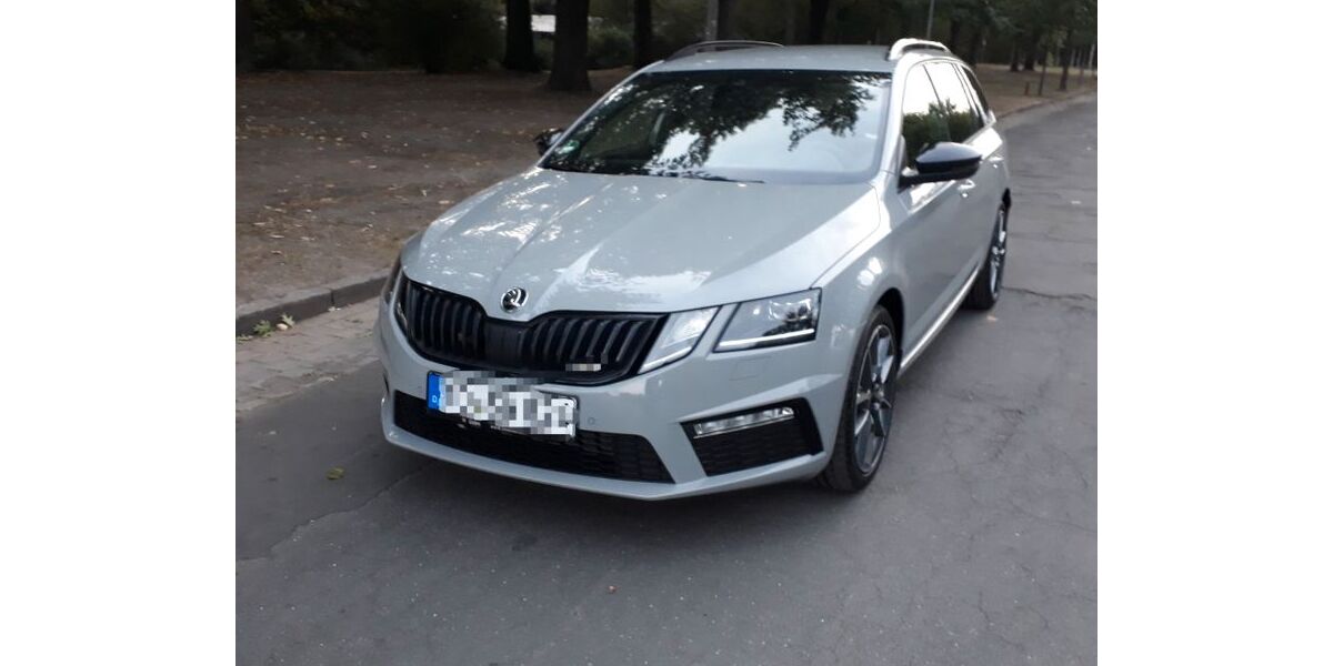 Skoda Octavia 90.000 km 21.999 &euro; Grimma 04668