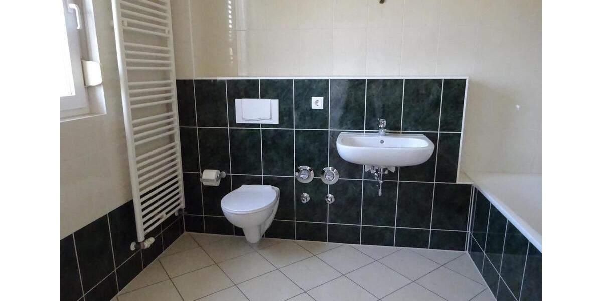 Reihenhaus Delitzsch - 4 Zimmer, 125 m&sup2;, 1.599&euro; | Angebot:24747255