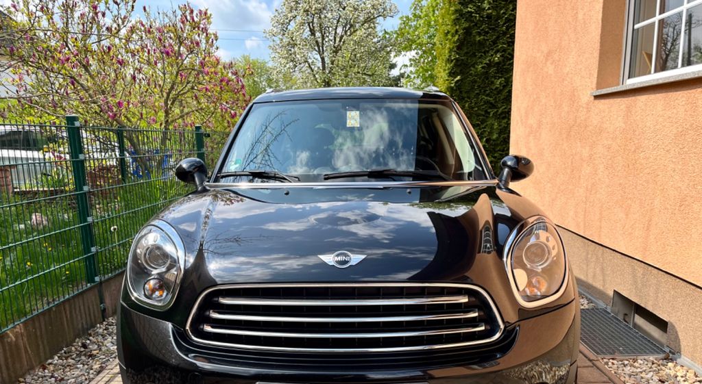 Mini Countryman D (Cooper) 100.800 km 12.990 &euro; Bad Dürrenberg 06231