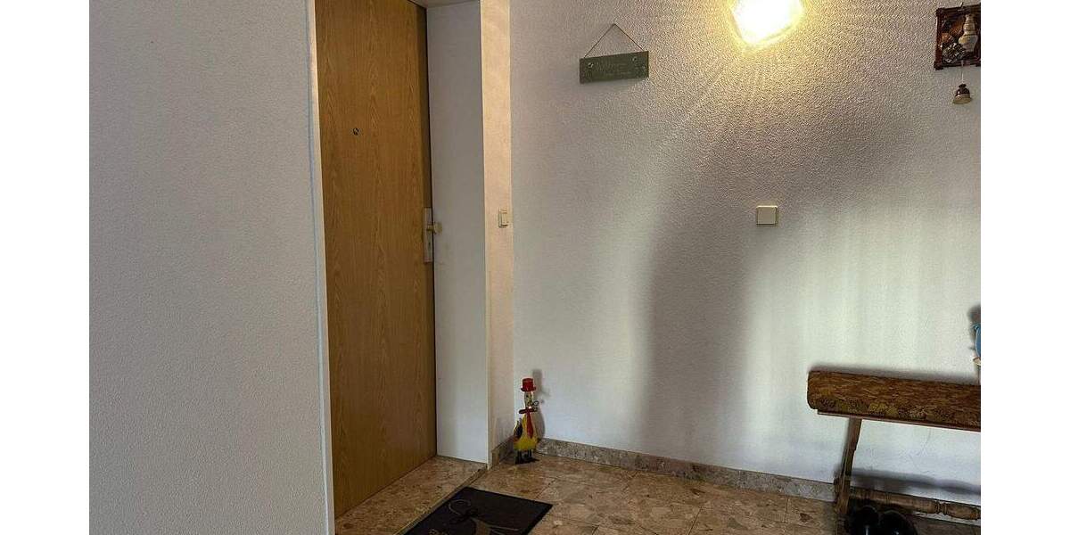 Etagenwohnung Groitzsch - 3 Zimmer, 66 m&sup2;, 115.000&euro; | Angebot:25682742