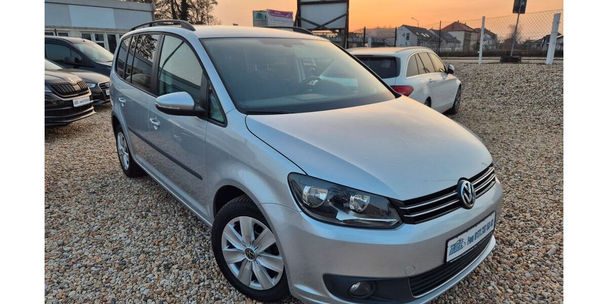 VW Touran 147.800 km 8.990 &euro; Leipzig 04179