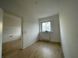 Möbel rein und Beine hoch - gemütliche 3 Zimmerwohnung sucht neue Bewohner