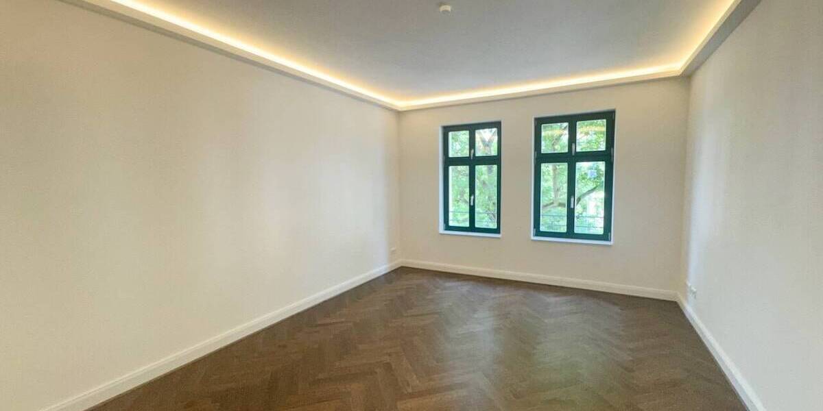Was will man mehr? * Erstbezug * Parkett * Balkon * Fußbodenheizung * Wanne & Dusche * LED-Licht 3 zimmer