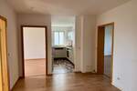 Etagenwohnung Schkeuditz Dölzig - 3 Zimmer, 76 m&sup2;, 170.000&euro; | Angebot:25701608