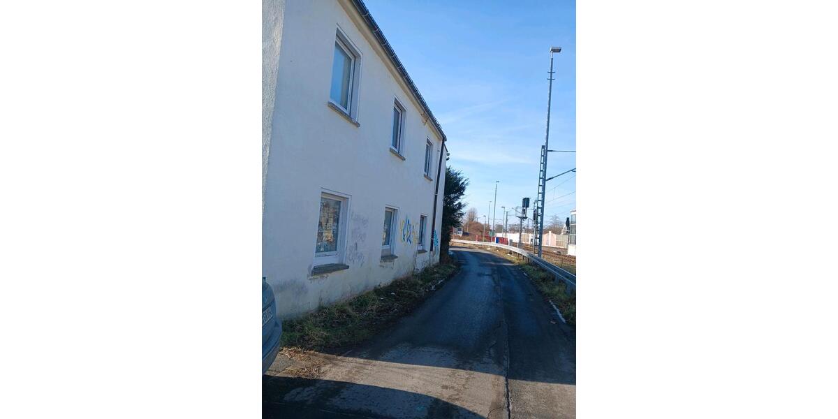 Einfamilienhaus Wurzen - 8 Zimmer, 220 m&sup2;, 98.000&euro; | Angebot:26665275