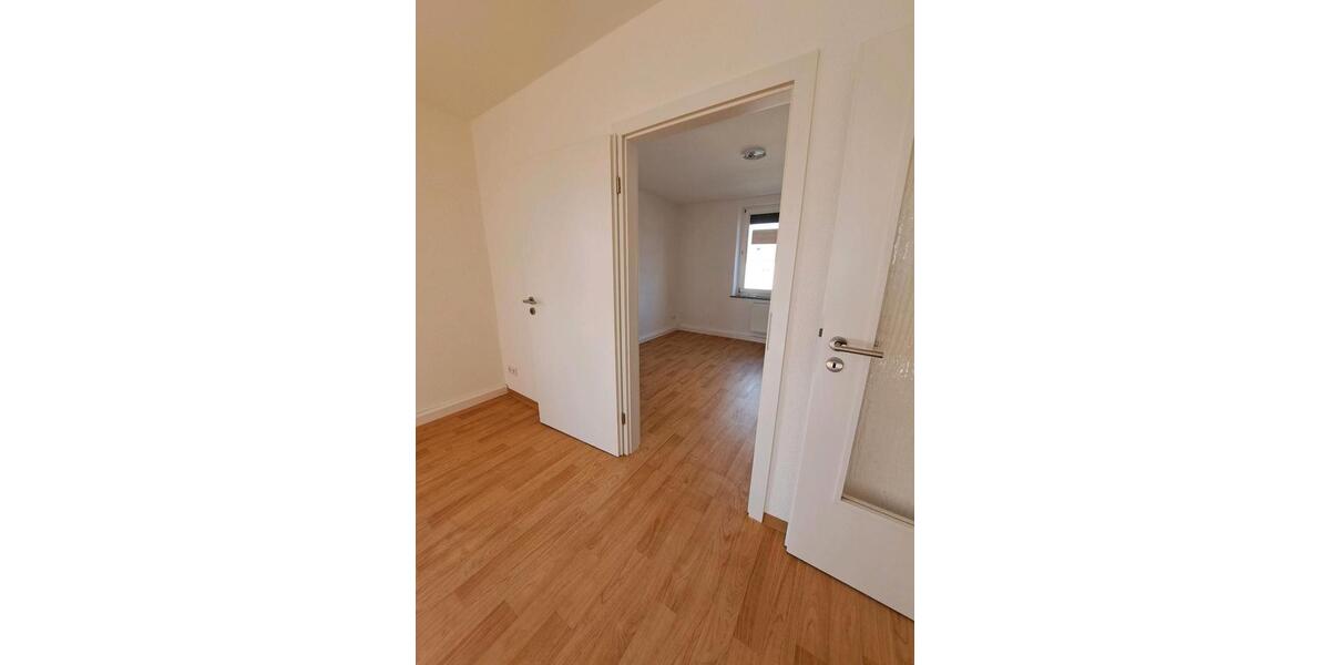 Etagenwohnung Lützen - 2 Zimmer, 50 m&sup2;, 47.000&euro; | Angebot:26900551