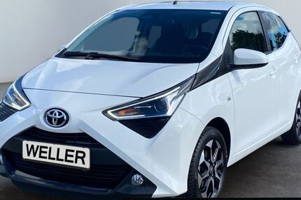 Toyota Aygo (X) 31.016 km 10.990 € Leipzig 04178