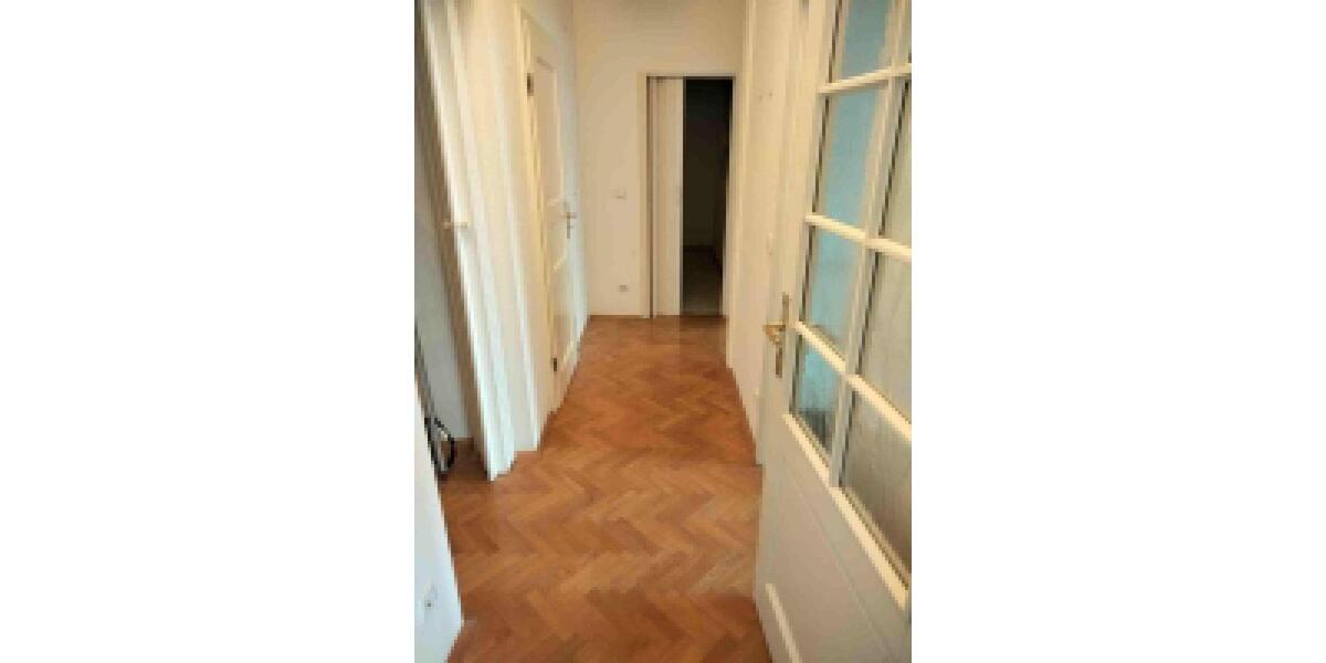 Etagenwohnung Leipzig Mitte - 2 Zimmer, 82 m&sup2;, 885&euro; | Angebot:26036432