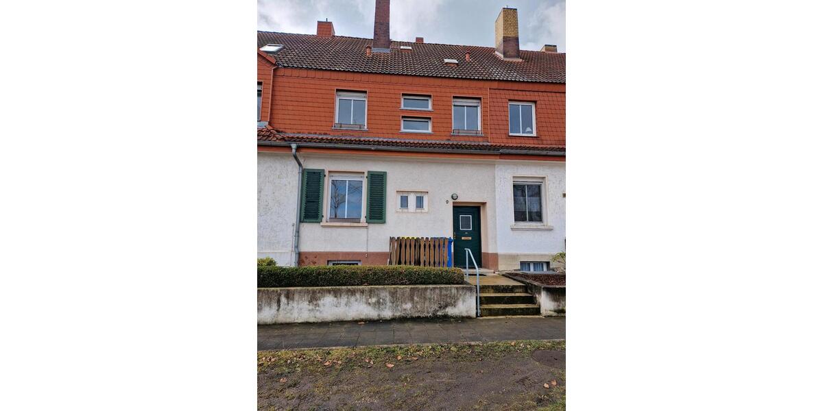 Reihenhaus Leuna - 5 Zimmer, 90 m&sup2;, 149.000&euro; | Angebot:25379067