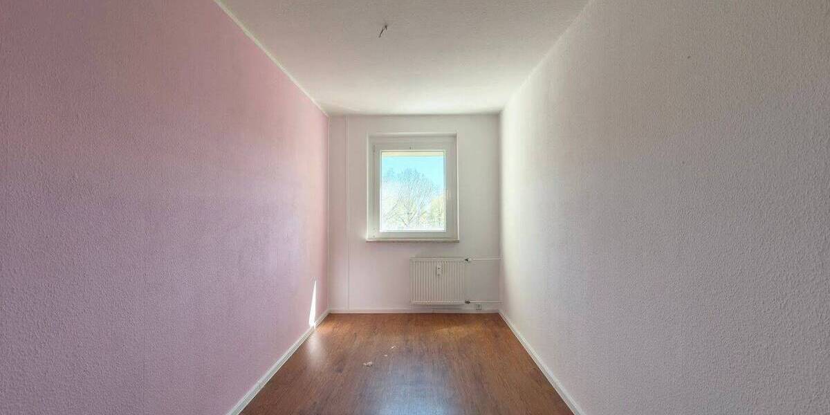 Etagenwohnung Bad Lausick - 4 Zimmer, 82 m&sup2;, 451&euro; | Angebot:26344202