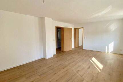 Wohnung Zwenkau Kotzschbar - 3 Zimmer, 65 m&sup2;, 560&euro; | Angebot:25775594