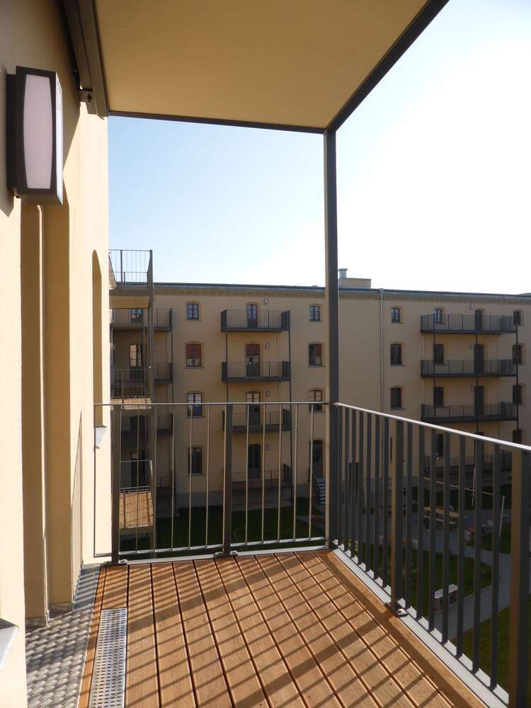 Wohnung zum Mieten in Halle 954,18 € 100.44 m²
