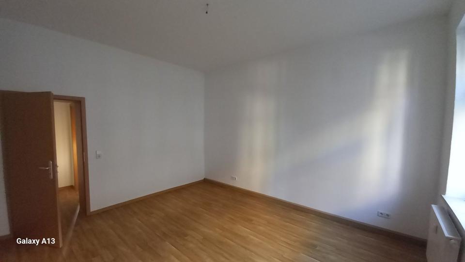 Erdgeschoßwohnung Wurzen - 2 Zimmer, 64 m&sup2;, 480&euro; | Angebot:25391316