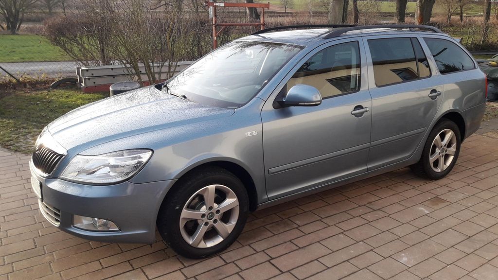 Skoda Octavia 115.350 km 7.990 &euro; Grimma 04668