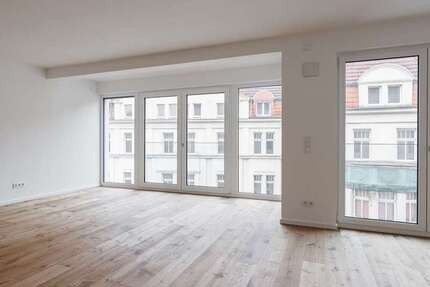 Wohnung Leipzig Zentrum-Süd - 5 Zimmer, 139 m&sup2;, 2.505&euro; | Angebot:25778792