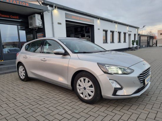 Ford Focus 62.600 km 12.890 &euro; Leipzig 04179