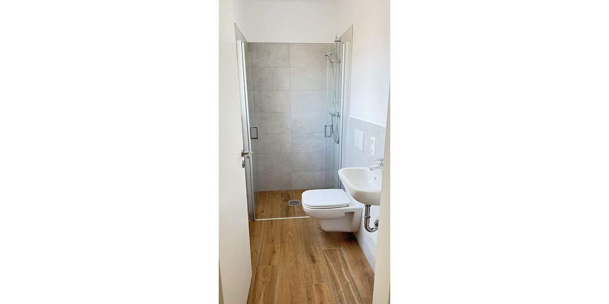 Doppelhaushälfte Leipzig Burghausen-Rückmarsdorf - 6 Zimmer, 158 m&sup2;, 2.675&euro; | Angebot:25775599