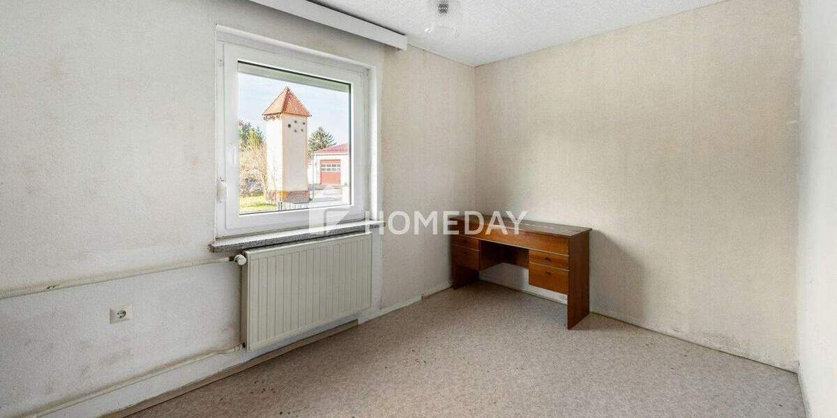 Einfamilienhaus Schkeuditz Wolteritz - 8 Zimmer, 150 m&sup2;, 260.000&euro; | Angebot:25775243