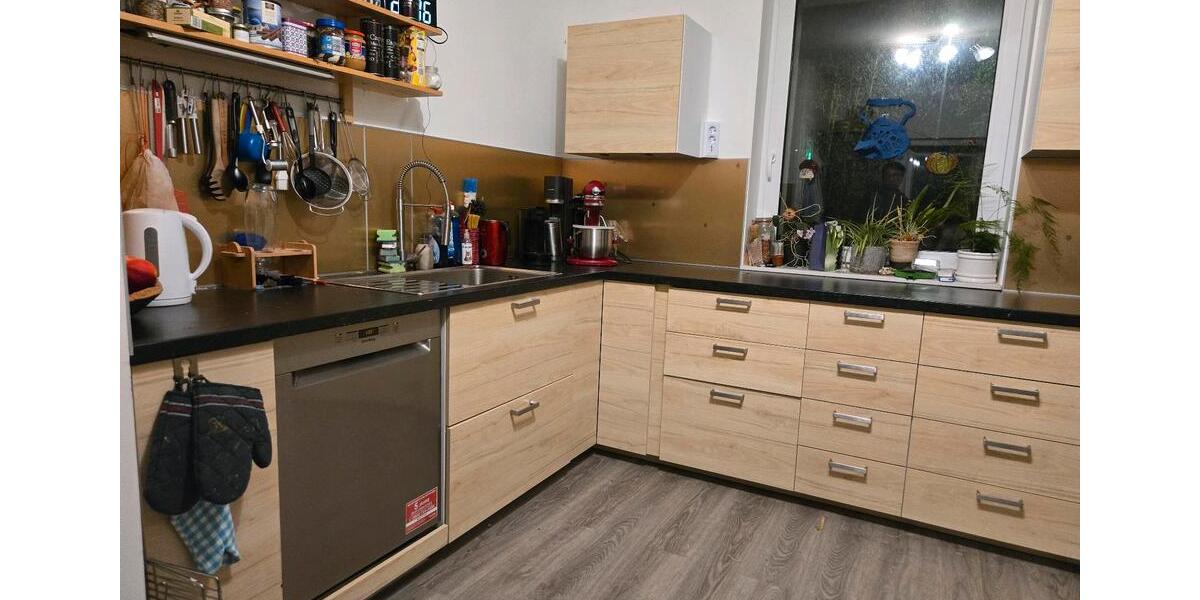 Hochparterre Merseburg - 5 Zimmer, 122 m&sup2;, 1.100&euro; | Angebot:26567418