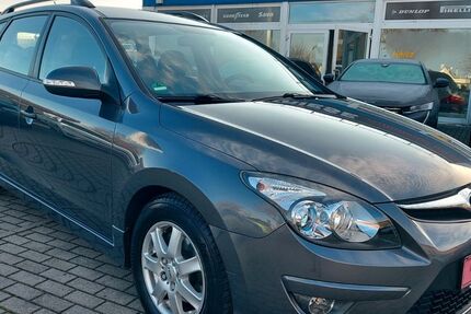 Hyundai i30 141.308 km 2.499 &euro; Leipzig 04328
