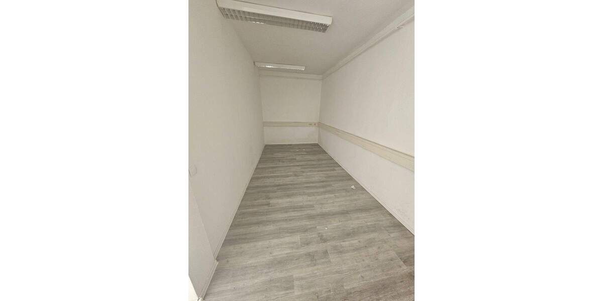 Gewerbeobjekt Leipzig Böhlitz-Ehrenberg - 3 Zimmer, 139 m&sup2;, 838&euro; | Angebot:25865139