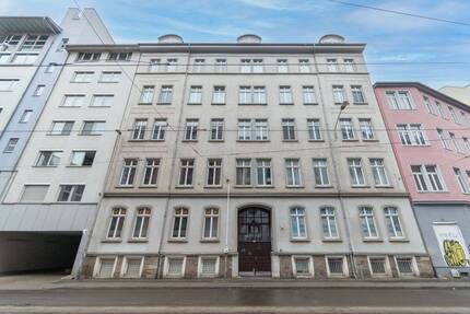 RARITÄT IM LEIPZIGER ZENTRUM Vermietete 2-Raum-Wohnung mit offener Wohnküche, Gäste-WC & Aufzug 2 zimmer