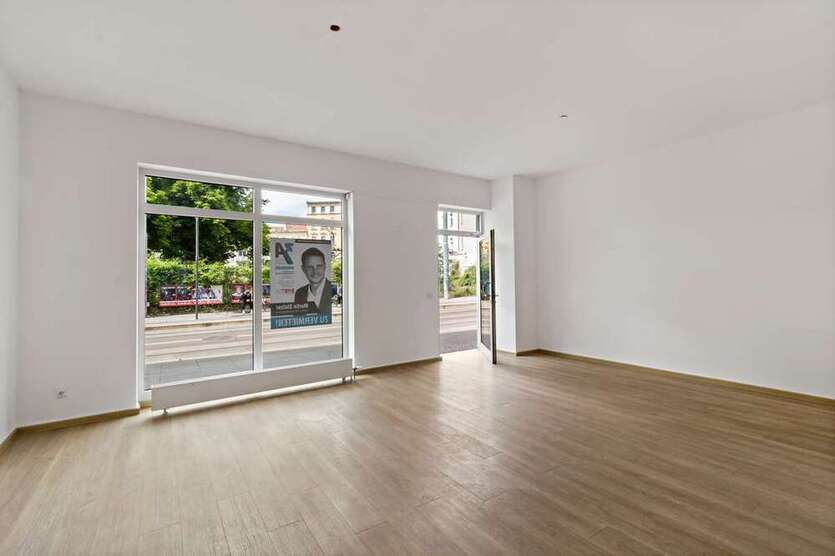 Einzelhandel in Halle 630 € 73 m²