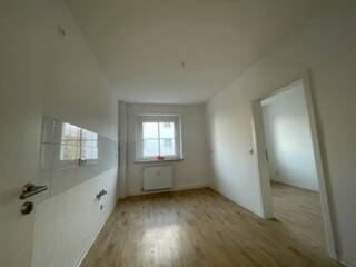 Möbel rein und Beine hoch - gemütliche 3 Zimmerwohnung sucht neue Bewohner