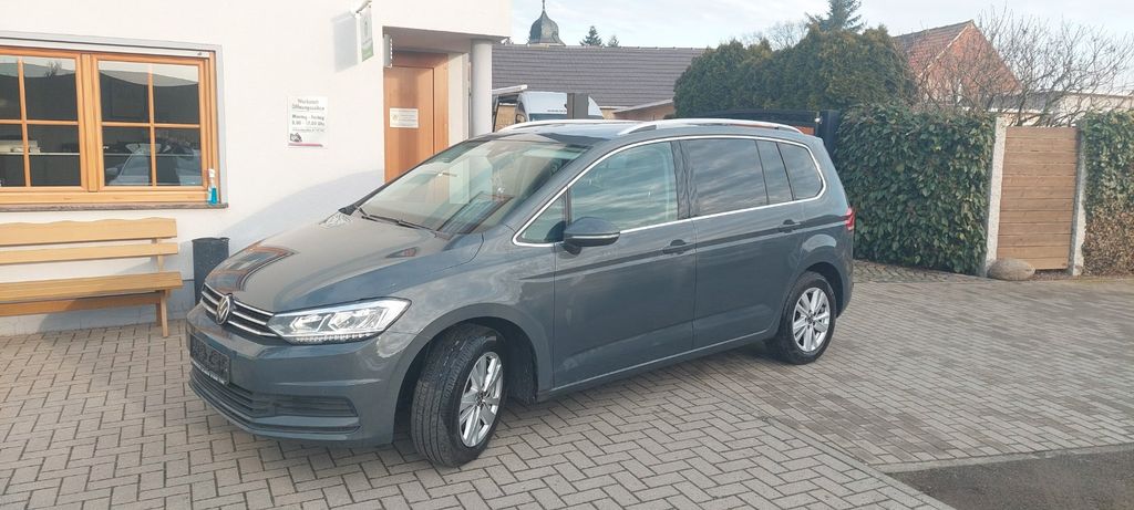 VW Touran 18.760 km 30.390 &euro; Zschepplin 04838