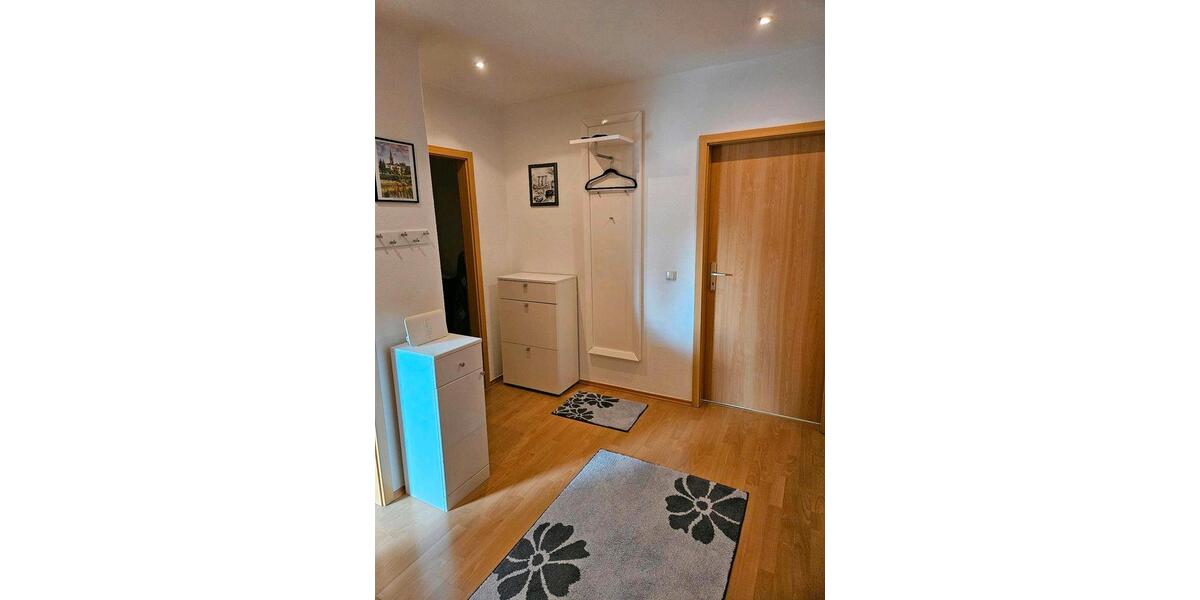 Dachgeschoßwohnung Bad Dürrenberg - 2 Zimmer, 61 m&sup2;, 105.000&euro; | Angebot:26697231