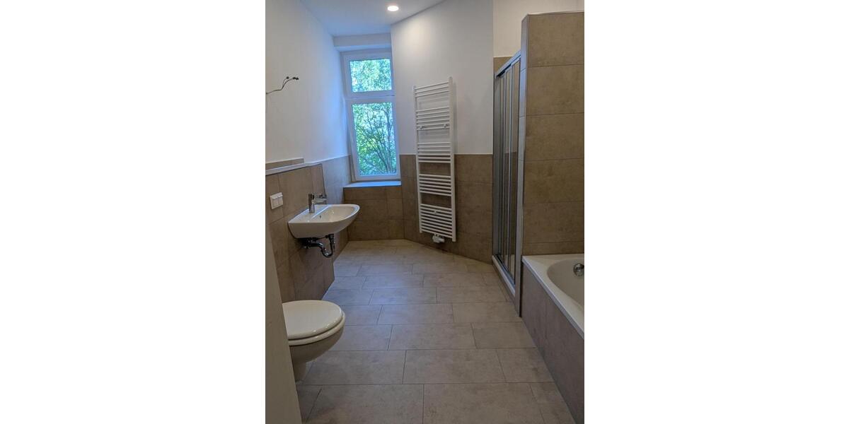 Etagenwohnung Leipzig Süd - 4 Zimmer, 118 m&sup2;, 1.500&euro; | Angebot:26455728