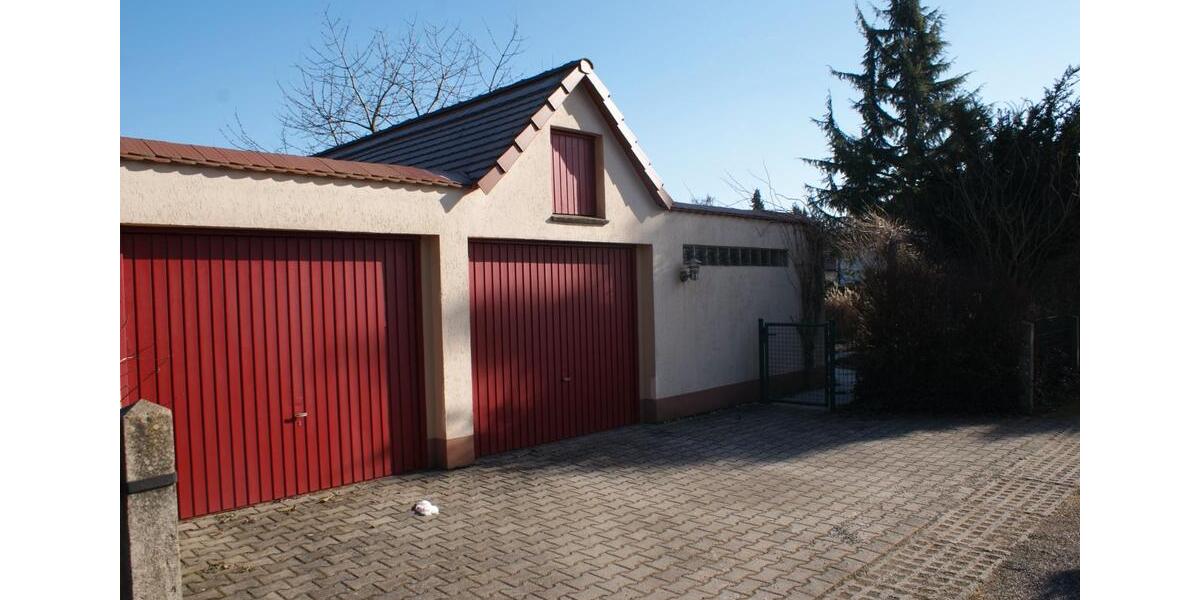Reihenhaus Leipzig Nordwest - 4.5 Zimmer, 130 m&sup2;, 1.700&euro; | Angebot:26393158
