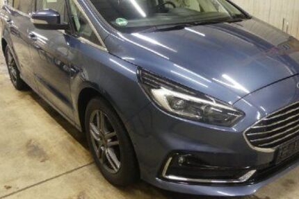 Ford S-Max 73.200 km 21.450 &euro; Leipzig 04179