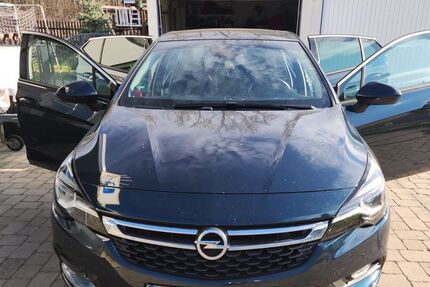 Opel Astra 109.800 km 10.300 &euro; Leuna OT Spergau 06237