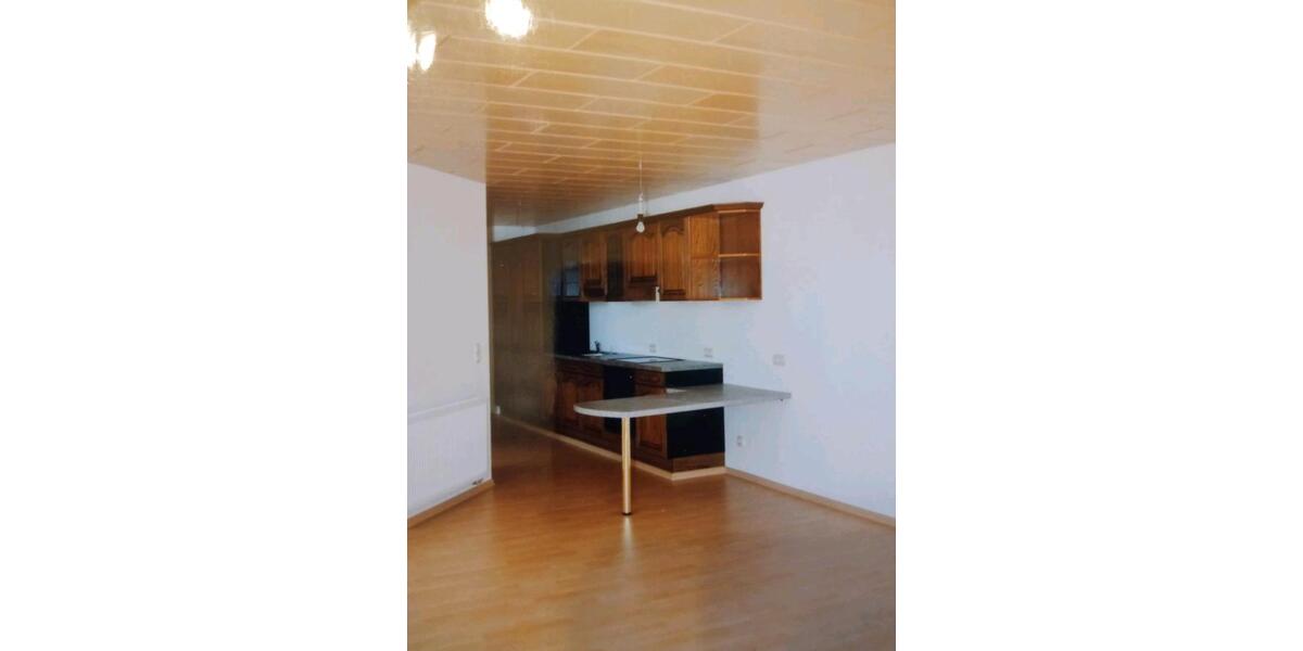 Dachgeschoßwohnung Groitzsch - 3 Zimmer, 96 m&sup2;, 650&euro; | Angebot:25395943