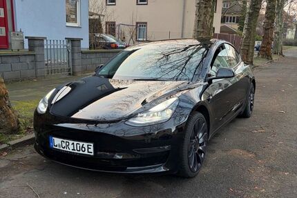 Tesla Model 3 81.407 km 31.000 &euro; Leipzig 04299