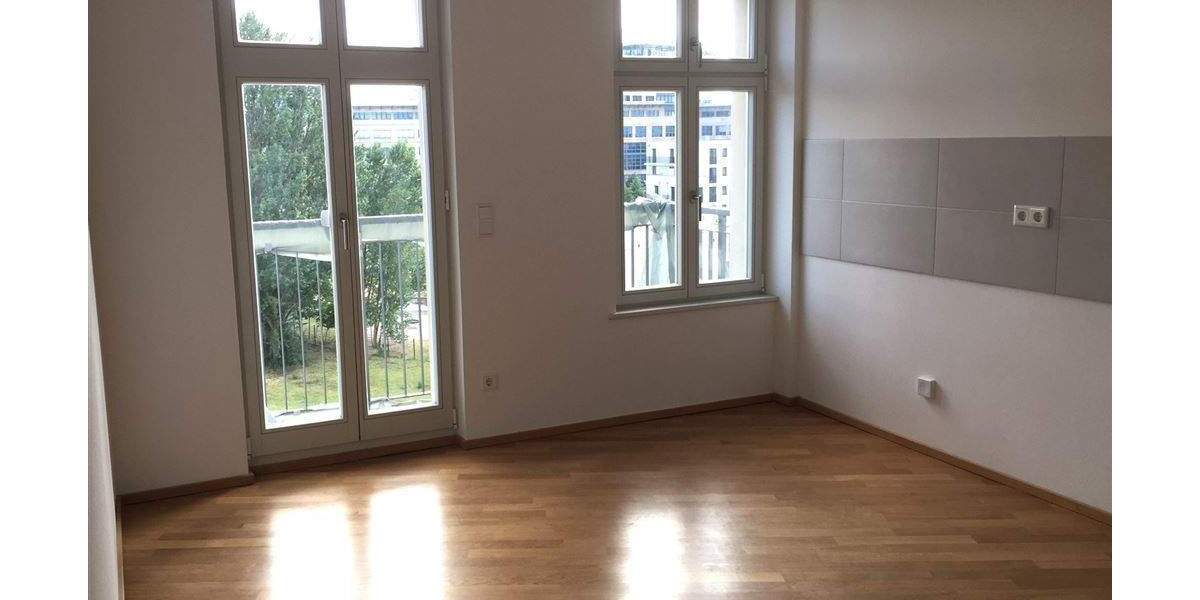 ZentrumOst - Tolle 4 Zi.-Whg., 3 Balkone, Parkett, FuBoHeizg., Lift -vermietet 4 zimmer