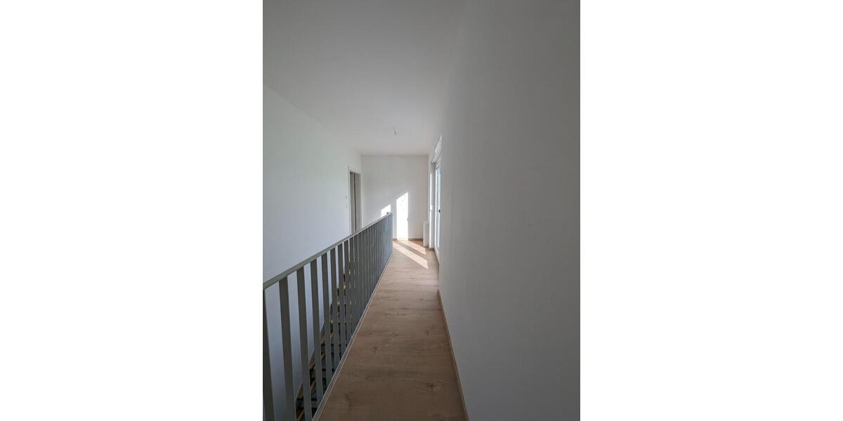 Reihenhaus Delitzsch - 5 Zimmer, 135 m&sup2;, 1.499&euro; | Angebot:25550897