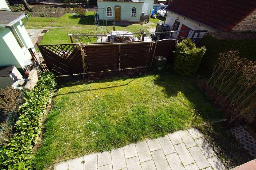 Gepflegte Doppelhaushälfte mit Keller und Stellplatz zwischen Halle (Saale) und Leipzig 4 zimmer