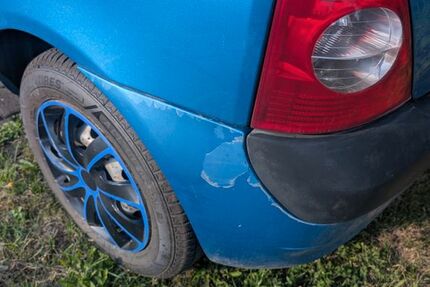 Renault Clio 111.214 km 600 &euro; Leuna 06237