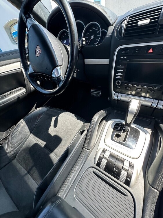 Porsche Cayenne 162.479 km 14.900 € Leipzig 04109
