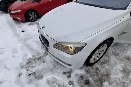 BMW 750 191.500 km 9.500 &euro; Brandis 04821