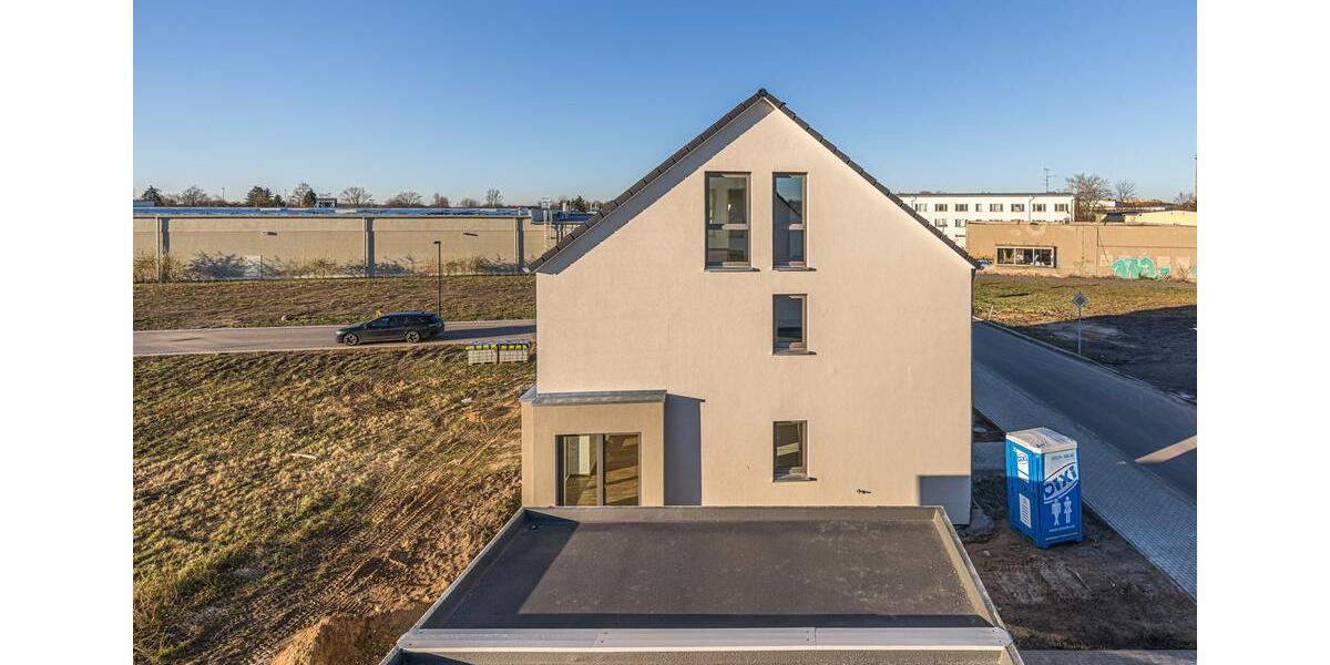 Doppelhaushälfte Taucha - 5 Zimmer, 132 m&sup2;, 1.950&euro; | Angebot:23738295