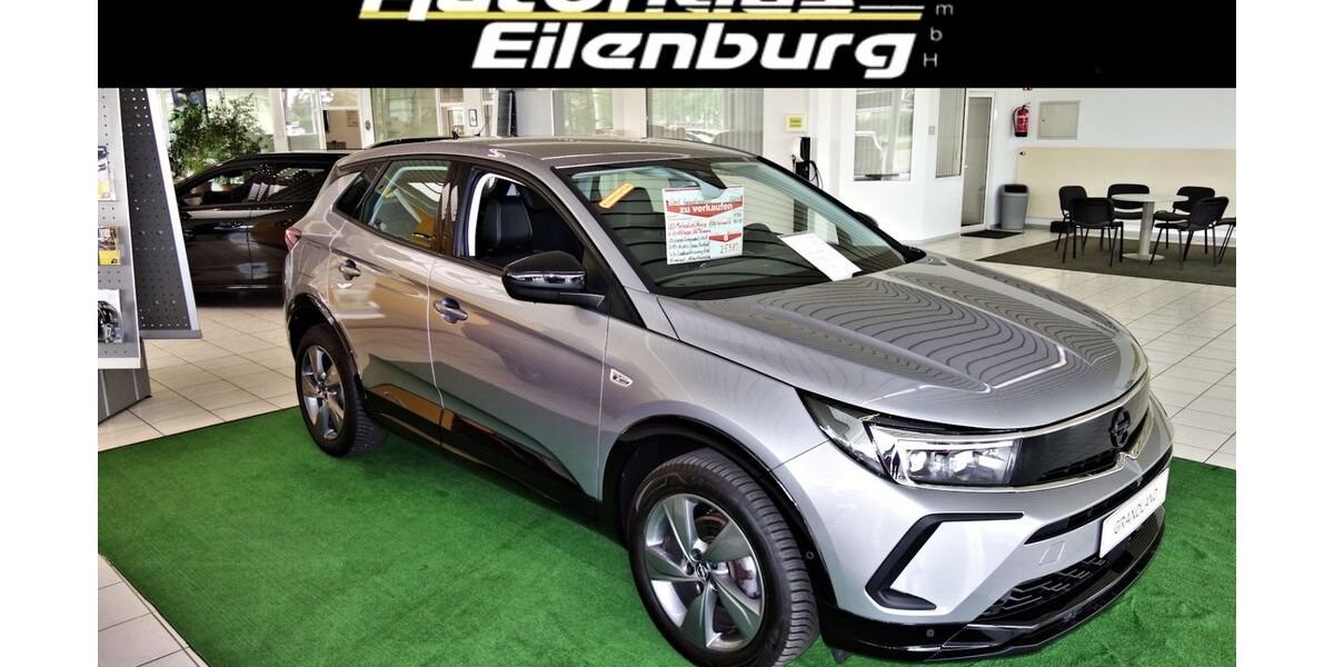 Opel Grandland (X) 15.700 km 25.850 &euro; Eilenburg 04838