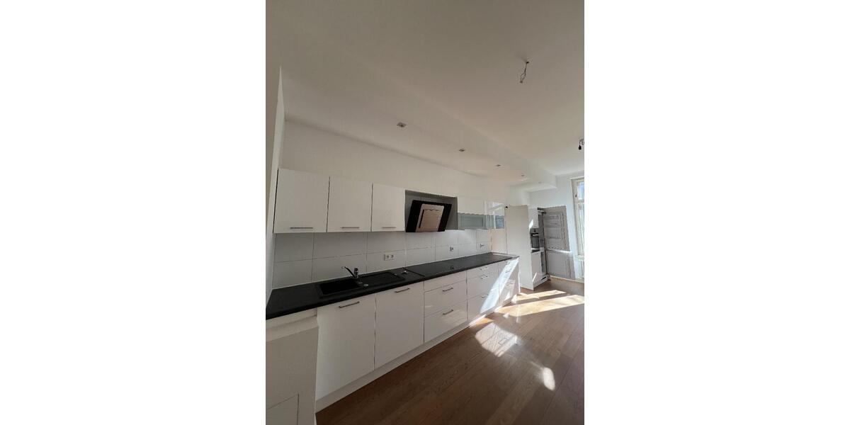 Etagenwohnung Leipzig Mitte - 4 Zimmer, 201 m&sup2;, 2.483&euro; | Angebot:25852904