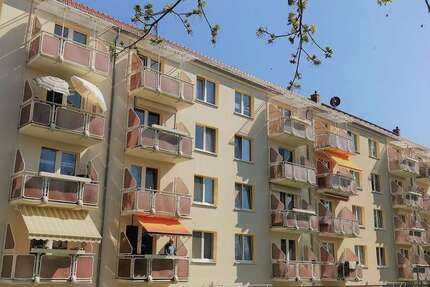 Wohnung Wurzen Altstadt - 2.5 Zimmer, 60 m&sup2;, 425&euro; | Angebot:27348603