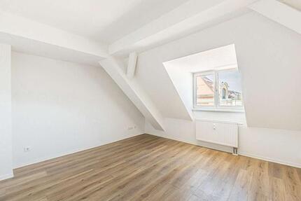 ❄️Neu! Frisch renovierte 2-Raum-Wohnung mit Tageslichtbad, moderne Einbauküche & Aufzug 2 zimmer