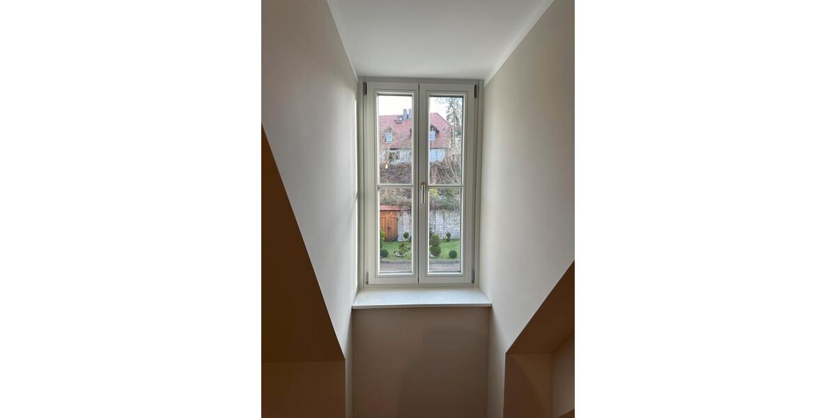Etagenwohnung Bad Dürrenberg - 3.5 Zimmer, 112 m&sup2;, 1.344&euro; | Angebot:26463264