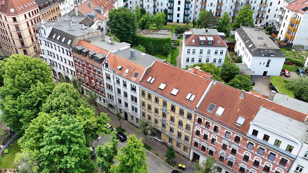 Charmante 2-Raumwohnung in denkmalgeschütztem Mehrfamilienhaus in Stötteritz 2 zimmer