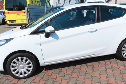 Ford Fiesta 156.160 km 2.790 &euro; Sandersdorf-Brehna 06796